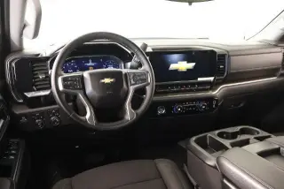 Chevrolet Silverado 1500 2024 4x4 LT 4dr Crew Cab 5.8 ft. SB w/2FL