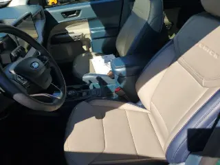 Ford Maverick 2025 AWD Lariat 4dr SuperCrew 4.5 ft. SB