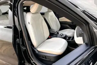 Ford Mustang Mach-E 2023 AWD Premium 4dr SUV