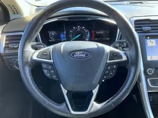 Ford Fusion 2018 SE 4dr Sedan