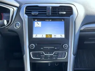 Ford Fusion 2018 SE 4dr Sedan
