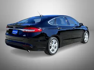 Ford Fusion 2018 SE 4dr Sedan