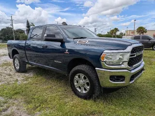 Ram 2500 2022 4x4 Big Horn 4dr Crew Cab 6.3 ft. SB Pickup