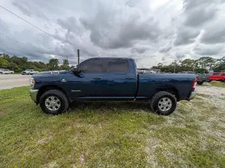Ram 2500 2022 4x4 Big Horn 4dr Crew Cab 6.3 ft. SB Pickup