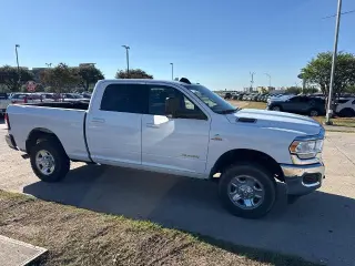Ram 2500 2022 4x4 Big Horn 4dr Crew Cab 6.3 ft. SB Pickup