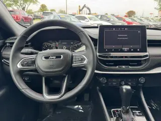 Jeep Compass 2023 4x4 Trailhawk 4dr SUV