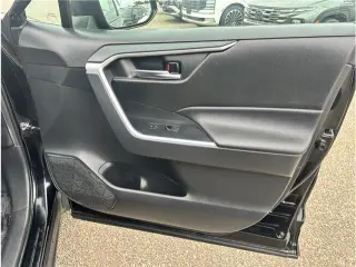 Toyota RAV4 2020 AWD XLE 4dr SUV