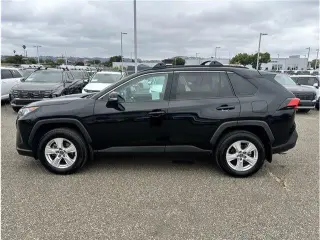 Toyota RAV4 2020 AWD XLE 4dr SUV