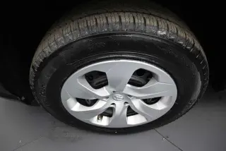 Toyota RAV4 2025 LE 4dr SUV