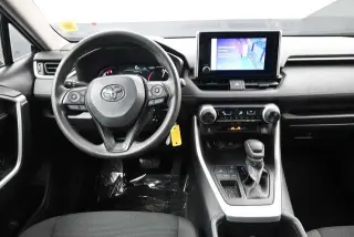 Toyota RAV4 2025 LE 4dr SUV