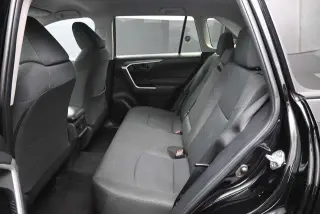 Toyota RAV4 2025 LE 4dr SUV