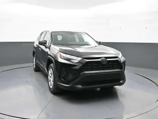 Toyota RAV4 2025 LE 4dr SUV