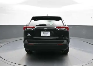 Toyota RAV4 2025 LE 4dr SUV