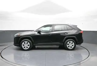 Toyota RAV4 2025 LE 4dr SUV