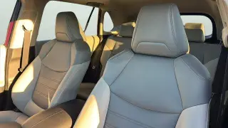 Toyota RAV4 2024 XLE Premium 4dr SUV