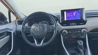 Toyota RAV4 2024 XLE Premium 4dr SUV