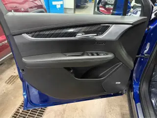 2024 Cadillac XT6