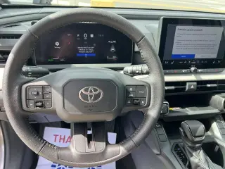 Toyota RAV4 2026 LE SUV de 4 puertas