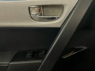 Toyota Corolla 2014 LE 4dr Sedán