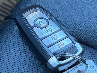 Ford Edge 2020 AWD Titanium 4dr Crossover