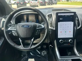 Ford Edge 2022 AWD SEL 4dr Crossover