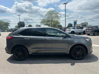 Ford Edge 2022 AWD SEL 4dr Crossover