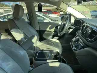 Chrysler Pacifica 2020 Limited 4dr Mini-Van