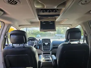 Chrysler Town and Country 2016 Touring-L 4dr Mini-Van