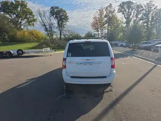 Chrysler Town and Country 2016 Touring-L 4dr Mini-Van