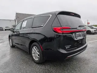 Chrysler Pacifica 2025 Select 4dr Mini-Van