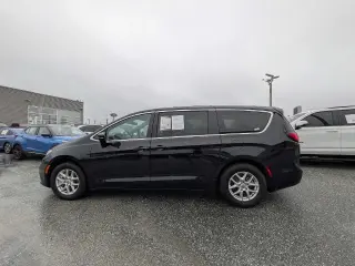 Chrysler Pacifica 2025 Select 4dr Mini-Van