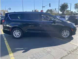 Chrysler Pacifica 2024 Touring L 4dr Mini-Van