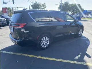 Chrysler Pacifica 2024 Touring L 4dr Mini-Van