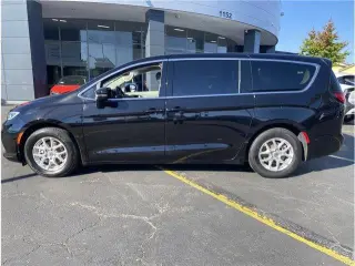 Chrysler Pacifica 2024 Touring L 4dr Mini-Van