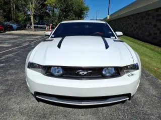 Ford Mustang 2011 GT Premium 2dr Fastback
