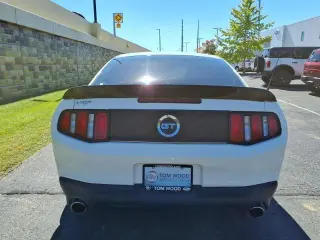 Ford Mustang 2011 GT Premium 2dr Fastback
