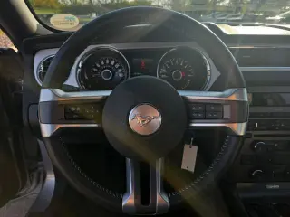 Ford Mustang 2014 GT Premium 2d Fastback