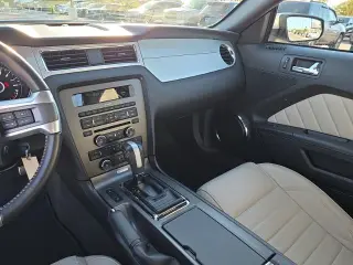 Ford Mustang 2014 GT Premium 2d Fastback