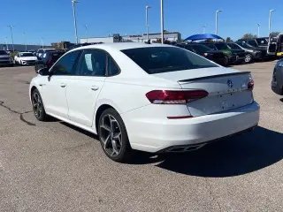 Volkswagen Passat 2020 R-Line 4dr Sedán