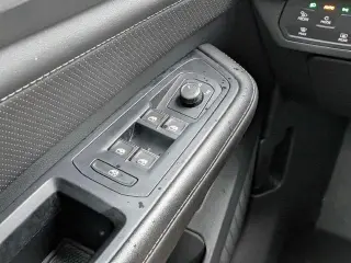 Volkswagen Atlas Cross Sport 2025 SE 4dr SUV w/Technology