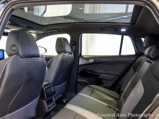Volkswagen ID.4 2023 Pro S 4dr Crossover