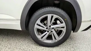 Volkswagen Atlas Cross Sport 2024 AWD SEL R-Line 4Motion 4dr SUV