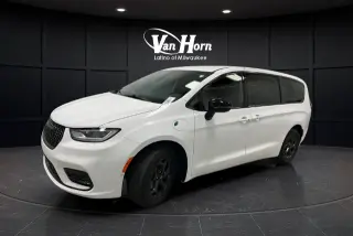 2024 Chrysler Pacifica Hybrid