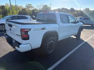 Nissan Frontier 2024 4x4 PRO-4X 4dr Crew Cab 5 ft. SB