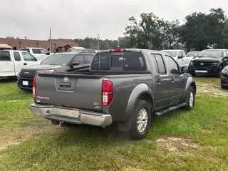 Nissan Frontier 2018 4x2 SV 4dr Crew Cab 5 ft. SB 5A