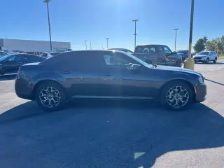2018 Chrysler 300