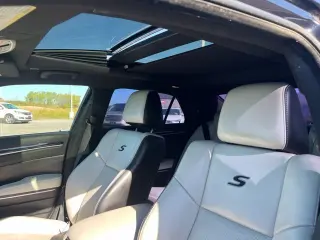 2018 Chrysler 300