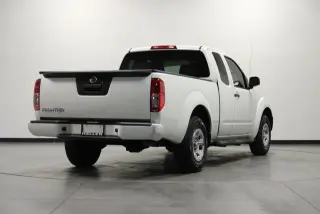 Nissan Frontier 2018 4x2 S 4dr King Cab 6.1 ft. SB 5M