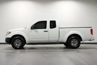 Nissan Frontier 2018 4x2 S 4dr King Cab 6.1 ft. SB 5M
