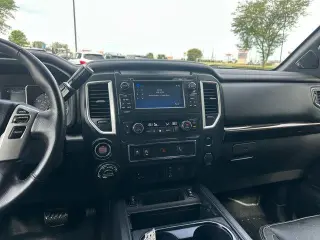 Nissan Titan 2018 4x4 S 4dr Crew Cab